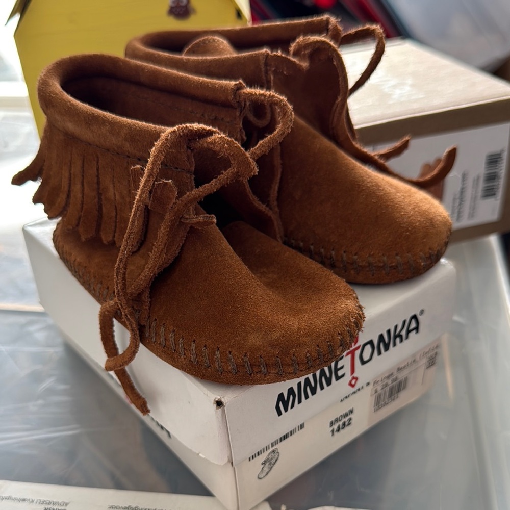 Minnetonka Brown Suede Moccasin Boots